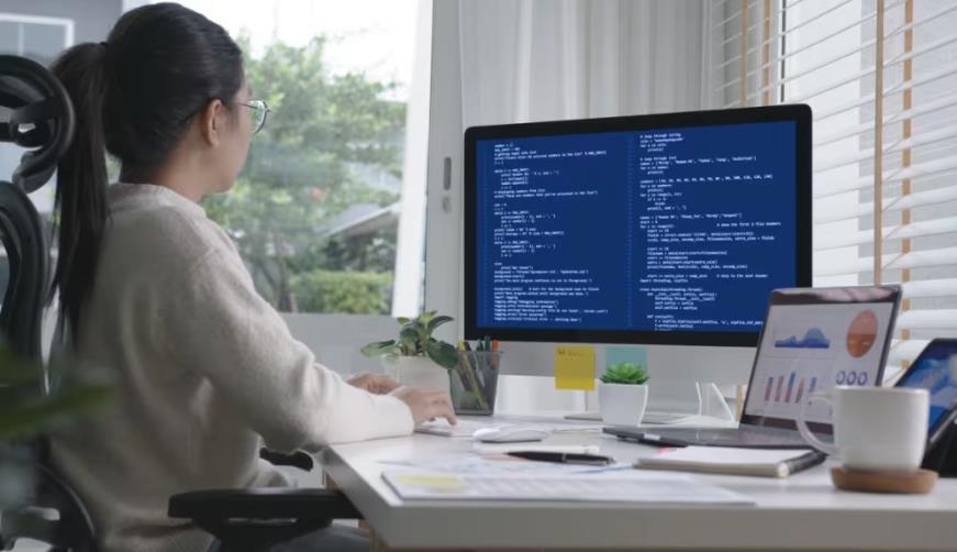 湖州企业数字化解决方案：机器学习赋能商业模式升级的核心路径